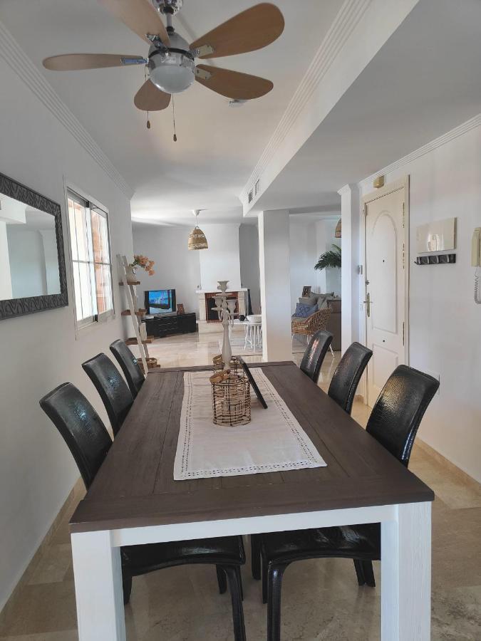 Center Beach 2 Beds Appartement Elviria Marbella Bagian luar foto