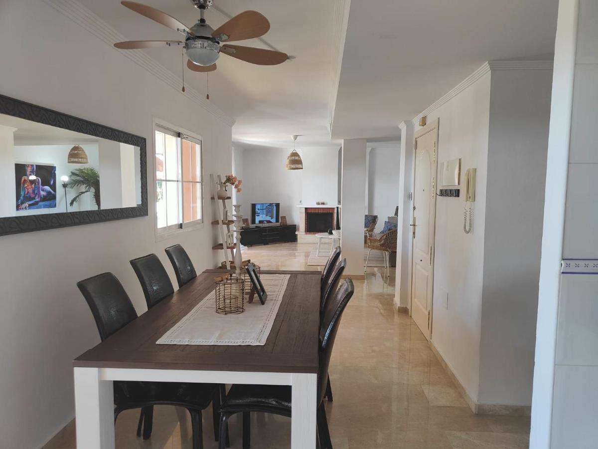 Center Beach 2 Beds Appartement Elviria Marbella Bagian luar foto