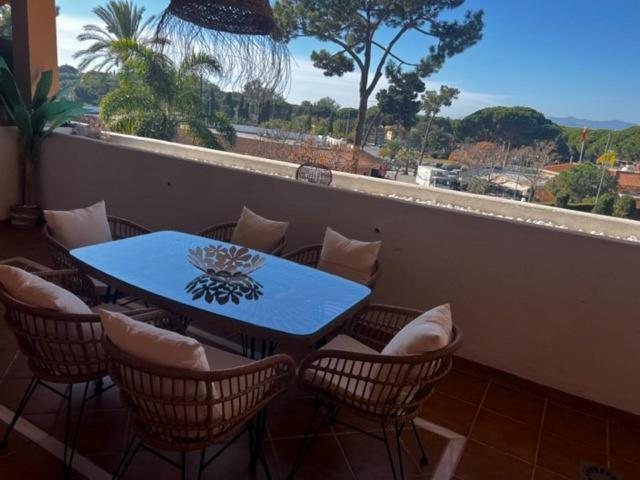 Center Beach 2 Beds Appartement Elviria Marbella Bagian luar foto