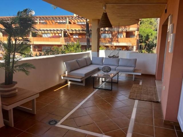 Center Beach 2 Beds Appartement Elviria Marbella Bagian luar foto
