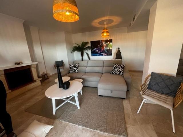 Center Beach 2 Beds Appartement Elviria Marbella Bagian luar foto